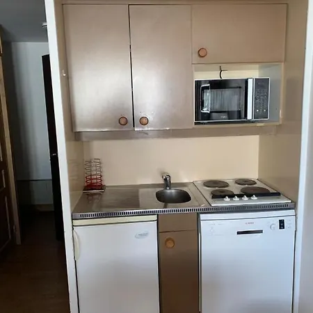 Ski-in Ski-out 507 Apartment